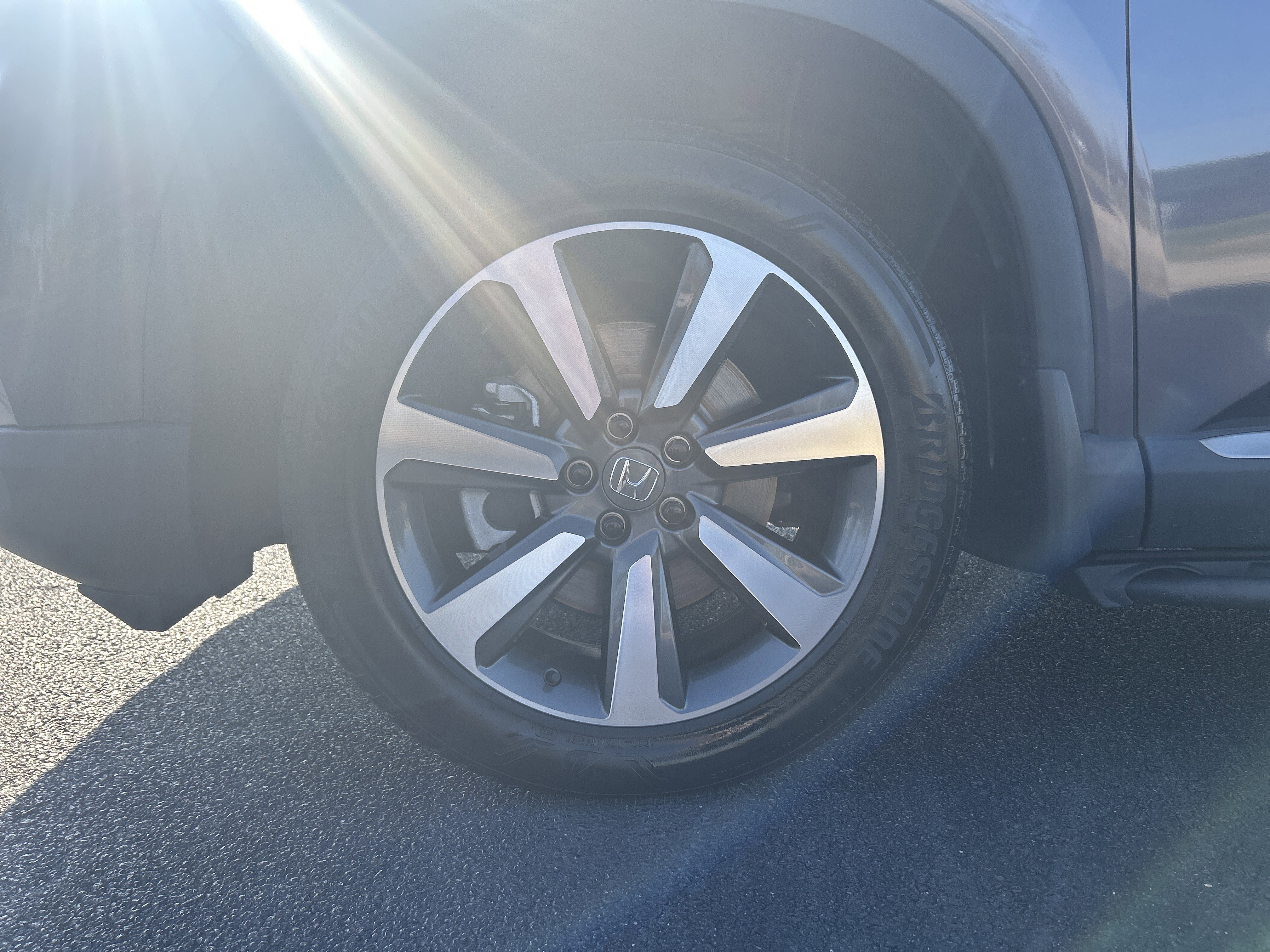 Used 2024 Honda Pilot Elite image 32