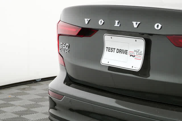 Used 2019 Volvo S60 T6 Inscription image 37