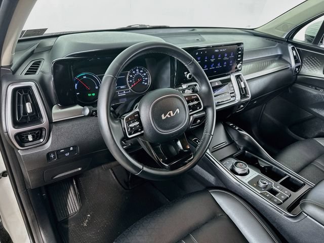 Used 2023 Kia Sorento EX AWD/4WD image 16