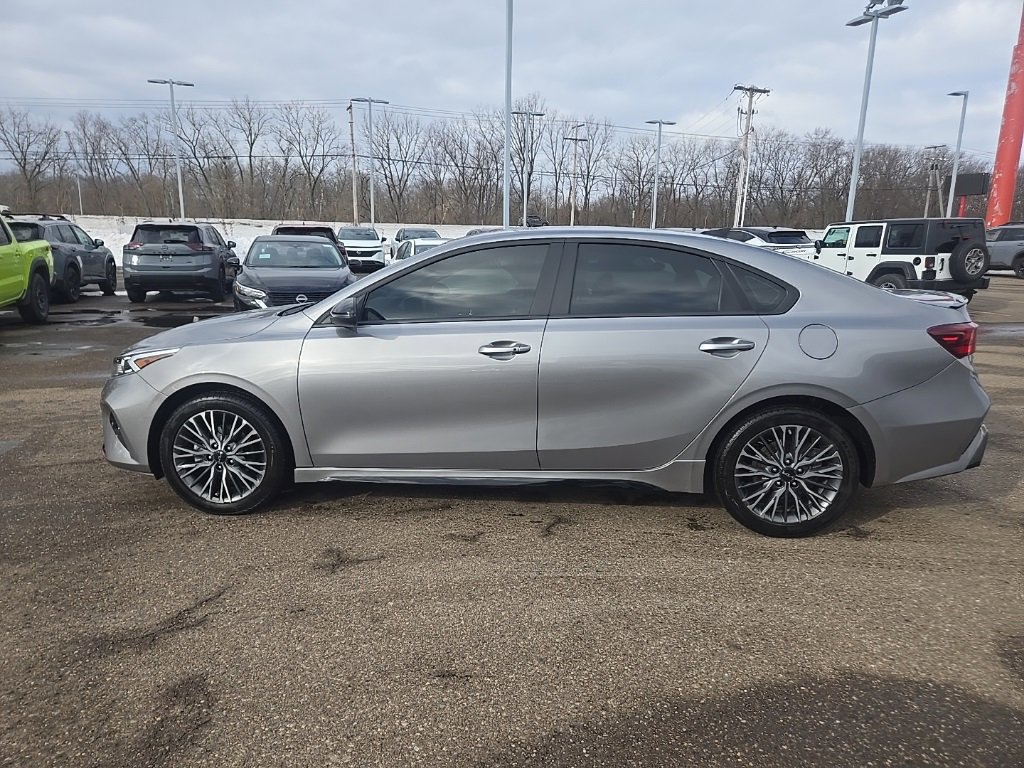 Used 2024 Kia Forte GT-Line image 4