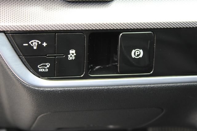 Used 2024 Kia Sportage SX FWD image 12