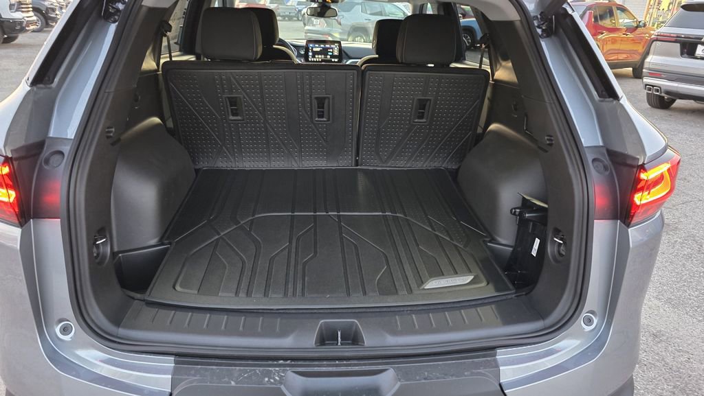 New 2026 Chevrolet Blazer LT w/ Convenience Package FWD image 10