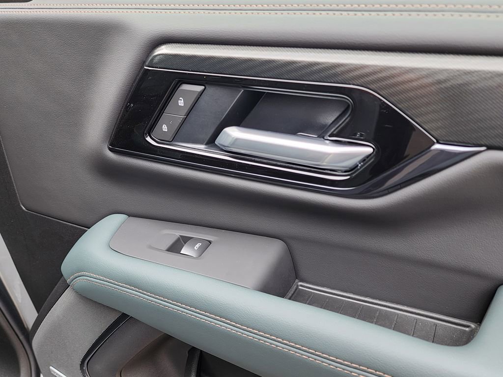 New 2026 GMC Yukon AT4 image 45