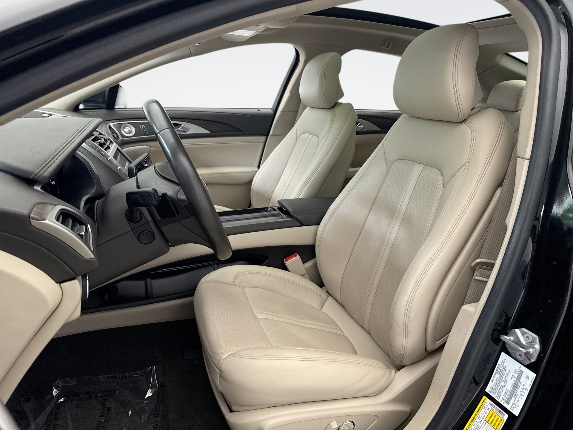 Used 2019 Lincoln MKZ Reserve w/ Luxury Package AWD/4WD image 11