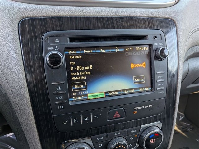 Used 2015 Chevrolet Traverse LT image 22