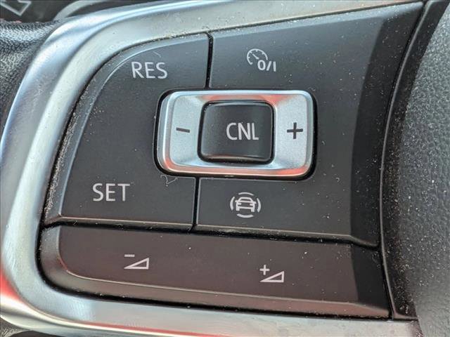 Used 2020 Volkswagen GTI SE image 11