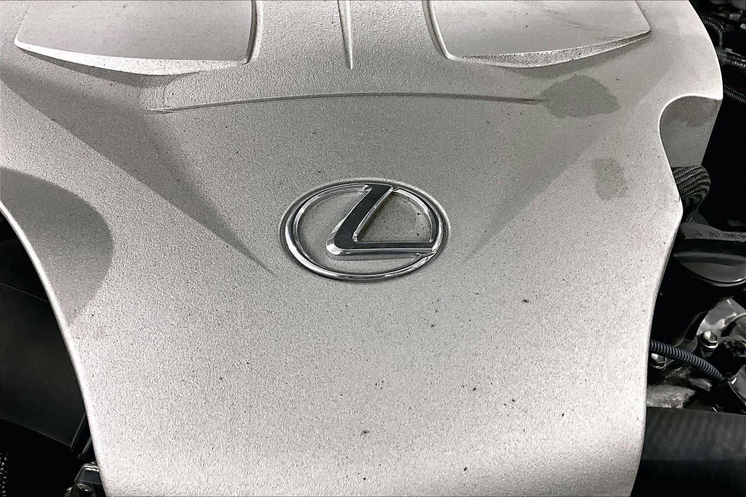 Used 2016 Lexus GX 460 Luxury w/ Preferred Accessory Package AWD/4WD image 32