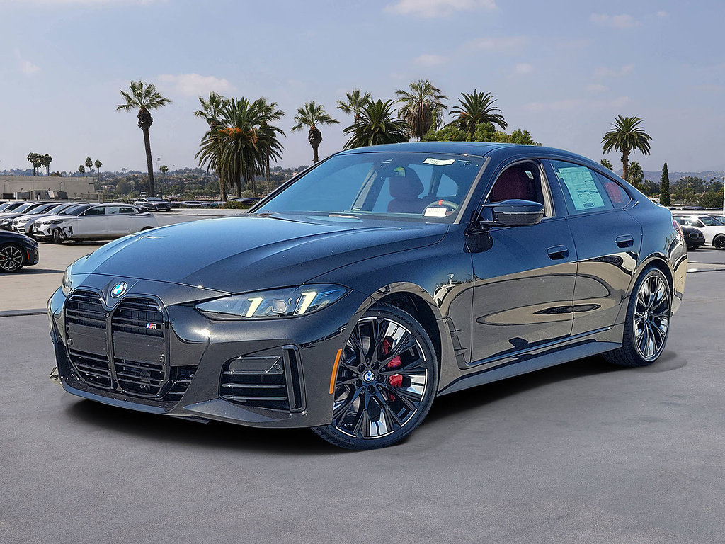 New 2026 BMW M440i w/ Parking Assistance Package RWD image 1