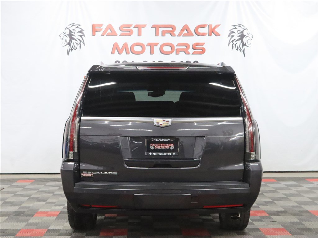Used 2016 Cadillac Escalade ESV Premium AWD/4WD image 5