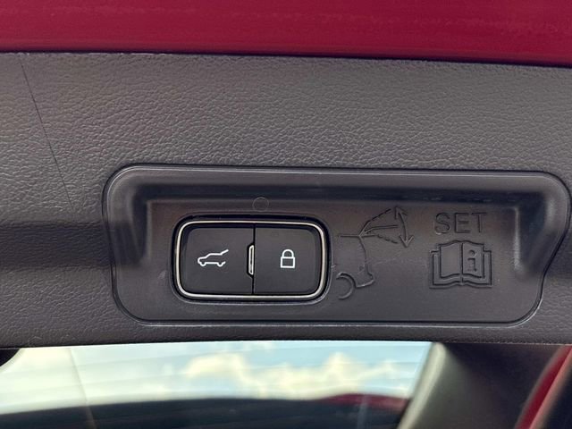 Certified 2025 Ford Explorer ST-Line w/ Premium Package image 13