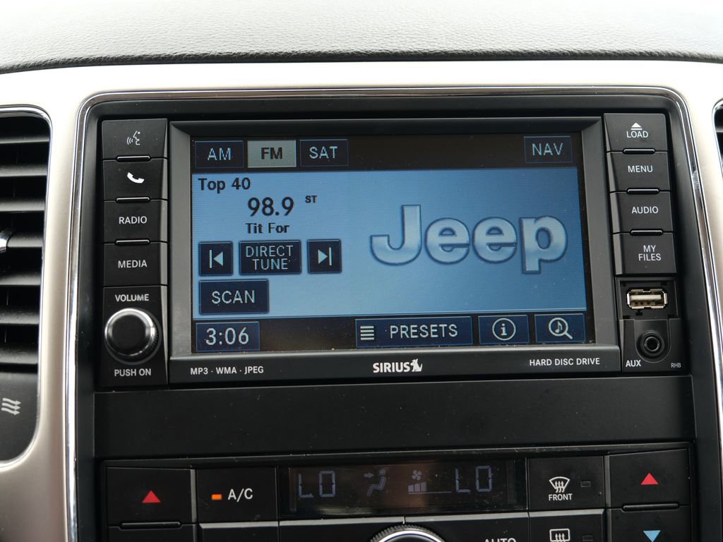 Used 2011 Jeep Grand Cherokee Laredo image 20