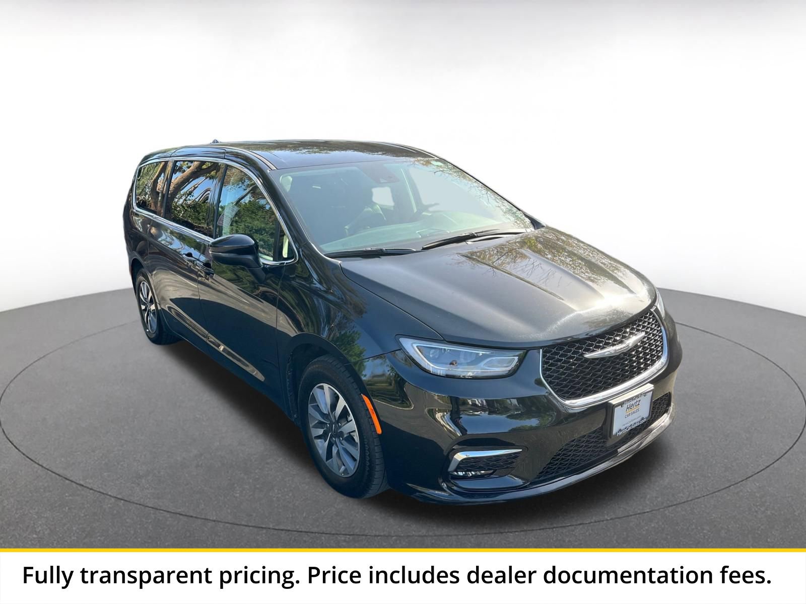 Used 2023 Chrysler Pacifica Touring-L