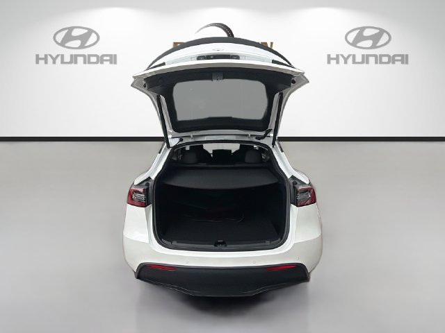 Used 2022 Tesla Model Y Performance AWD/4WD image 26