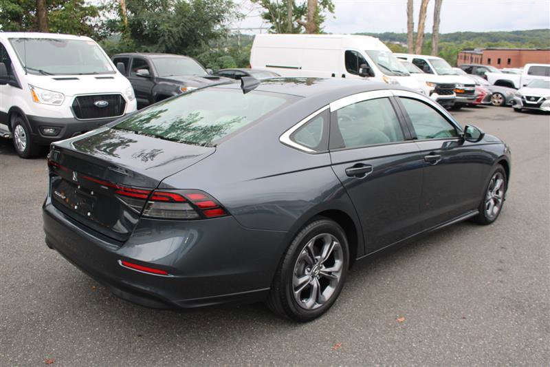 Used 2023 Honda Accord EX image 8