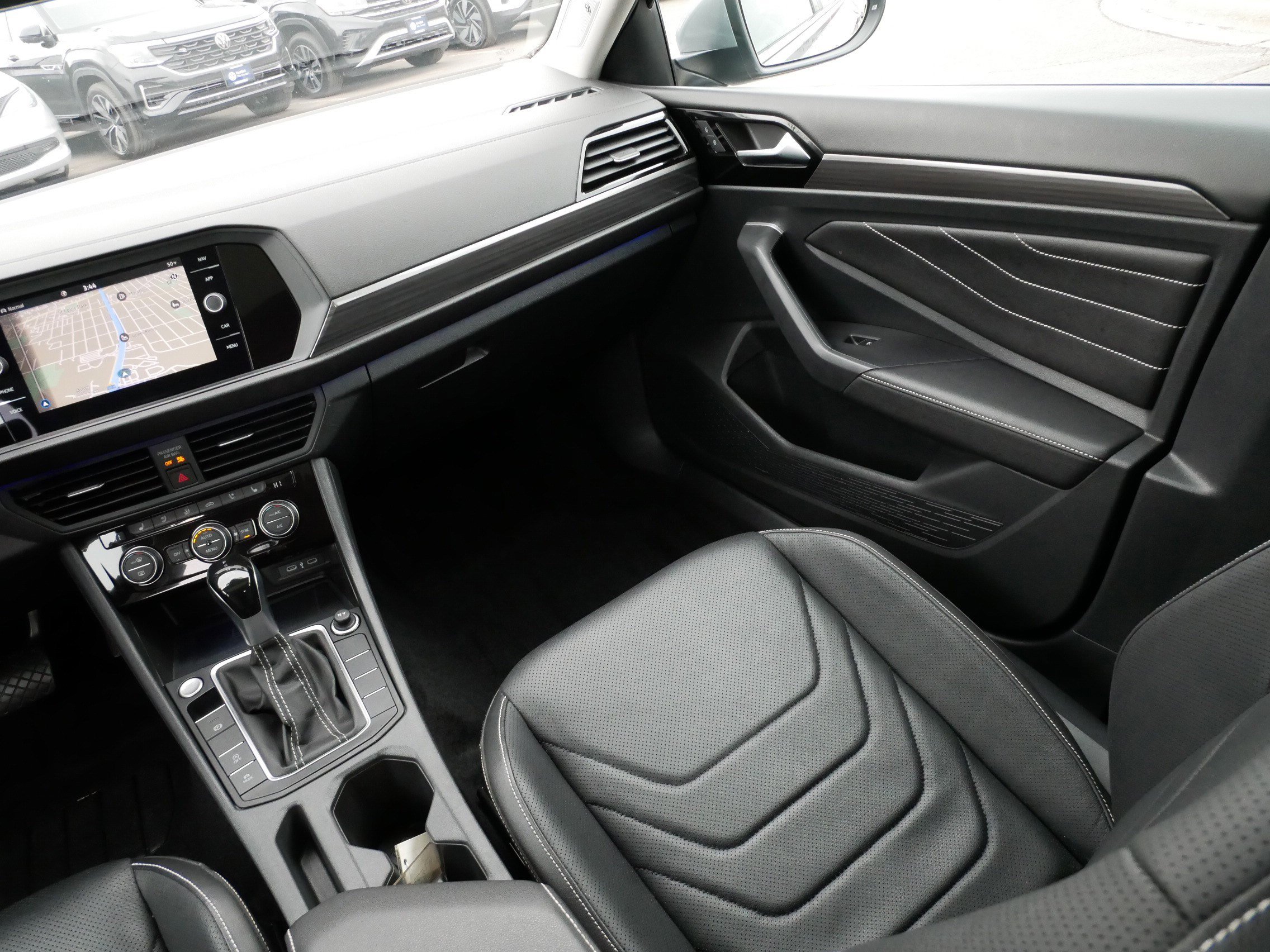 Certified 2024 Volkswagen Jetta SEL image 11