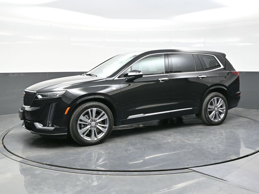 Certified 2025 Cadillac XT6 Premium Luxury w/ Platinum Package image 3