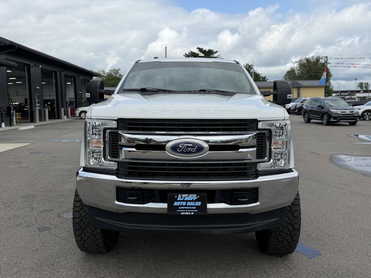 Used 2019 Ford F250 XLT AWD/4WD image 2
