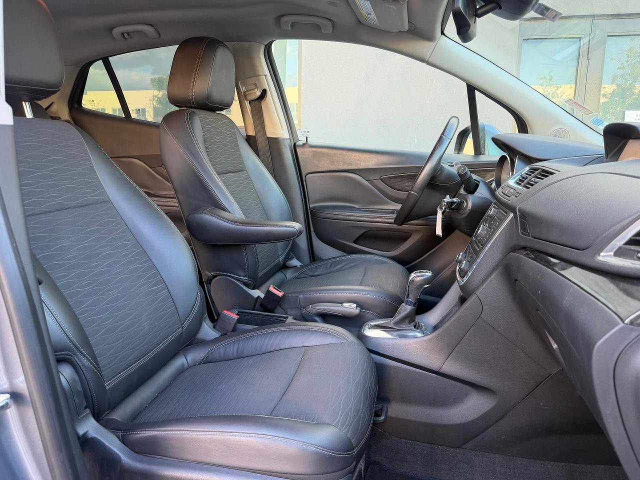 Used 2015 Buick Encore Convenience FWD image 14