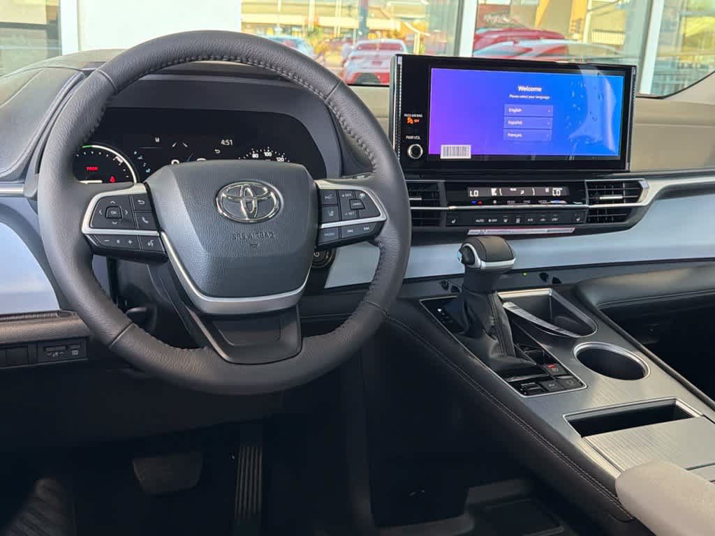 New 2026 Toyota Sienna XLE FWD image 28