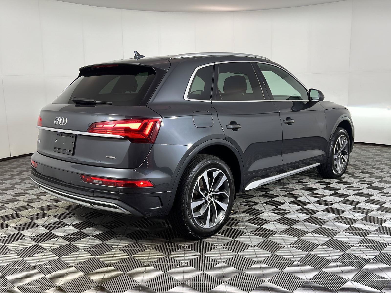 Used 2021 Audi Q5 2.0T Premium Plus AWD/4WD image 5