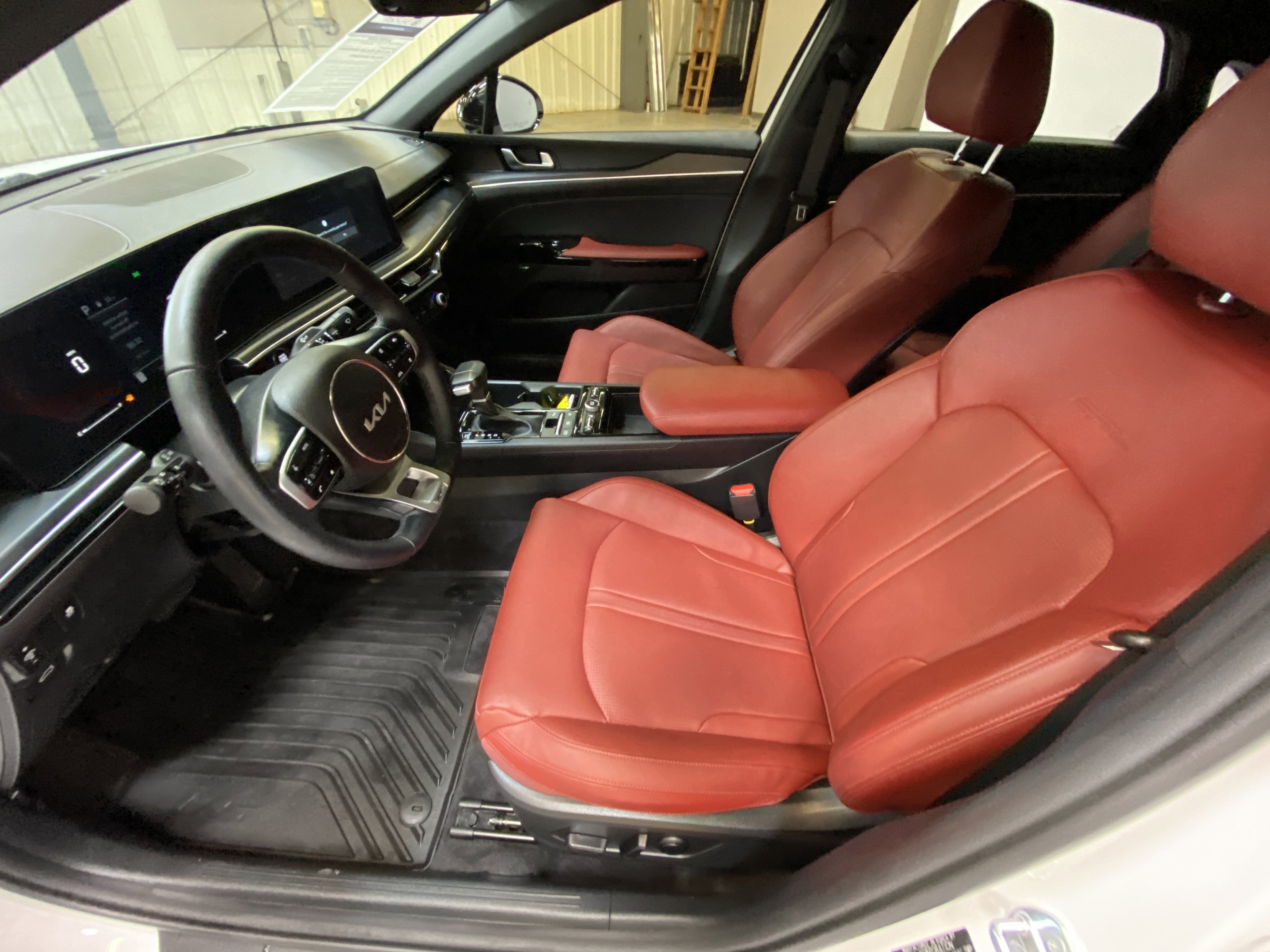 Used 2025 Kia K5 GT-Line w/ GT-Line Premium Package image 22