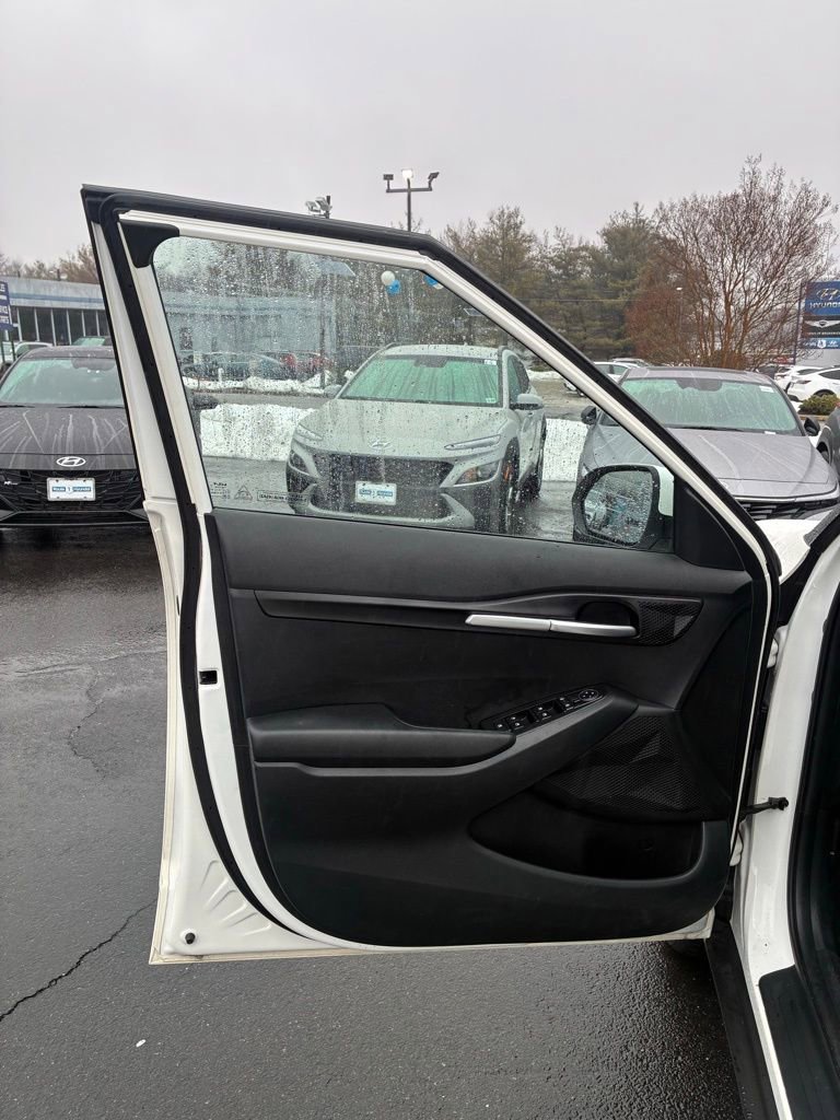 Used 2024 Kia Seltos LX image 42