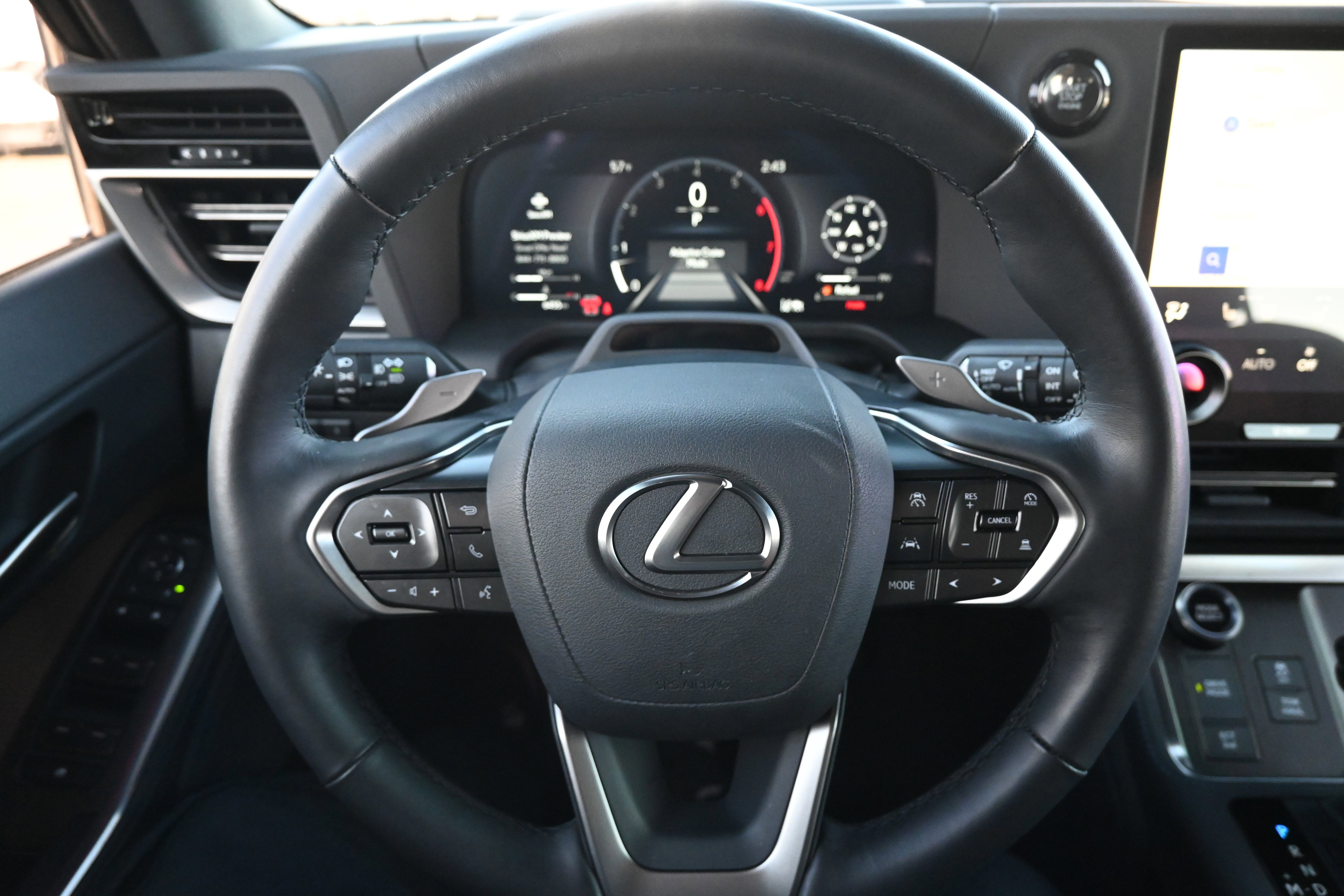 Used 2025 Lexus GX 550 GX 550 Premium+ w/ Cold Area Package image 18