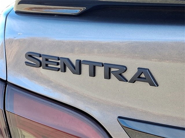 Used 2018 Nissan Sentra SR w/ SR Midnight Edition Package image 29