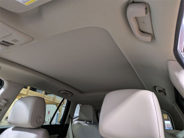 Used 2018 Buick Envision Essence image 24