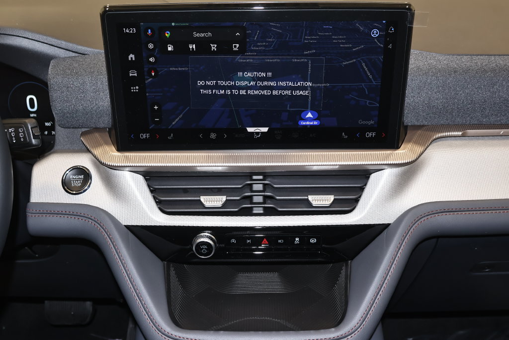 New 2026 Ford Explorer Active AWD/4WD image 23