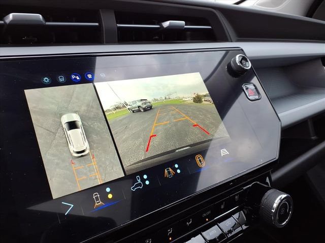 New 2027 Chevrolet Bolt RS w/ Technology Package FWD image 18