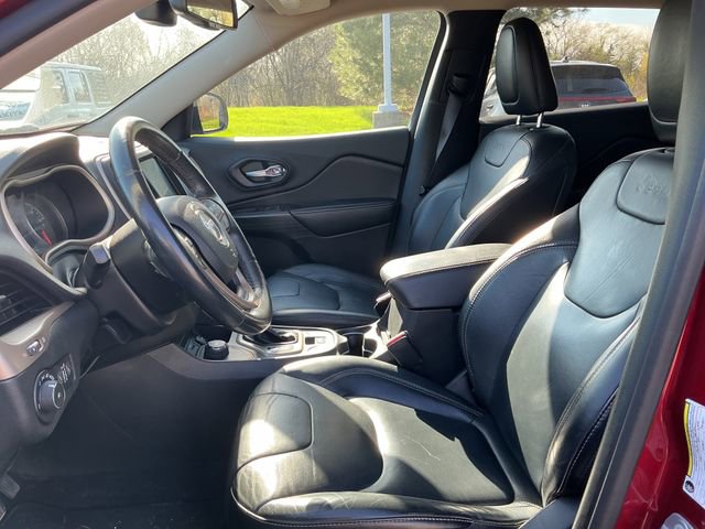 Used 2016 Jeep Cherokee Limited image 11