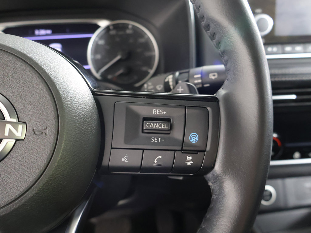 Used 2023 Nissan Rogue SL AWD/4WD image 45