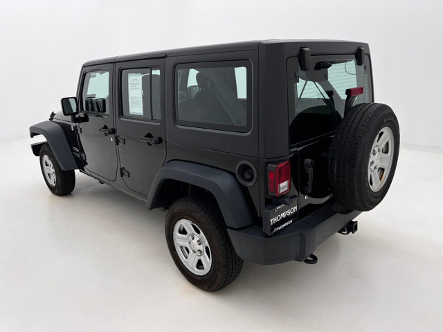 Used 2015 Jeep Wrangler Unlimited Sport w/ Connectivity Group AWD/4WD image 12