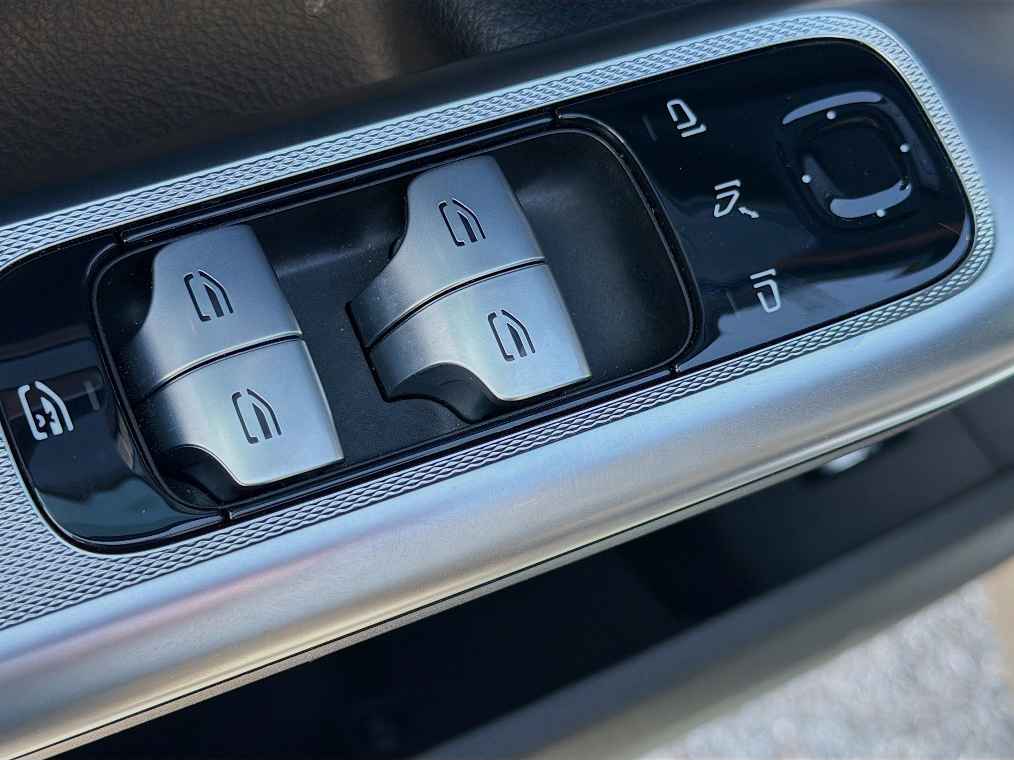 Used 2024 Mercedes-Benz EQE 350+ SUV image 22