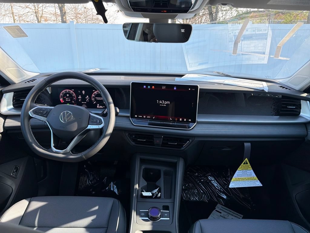 Used 2026 Volkswagen Tiguan SE AWD/4WD image 13