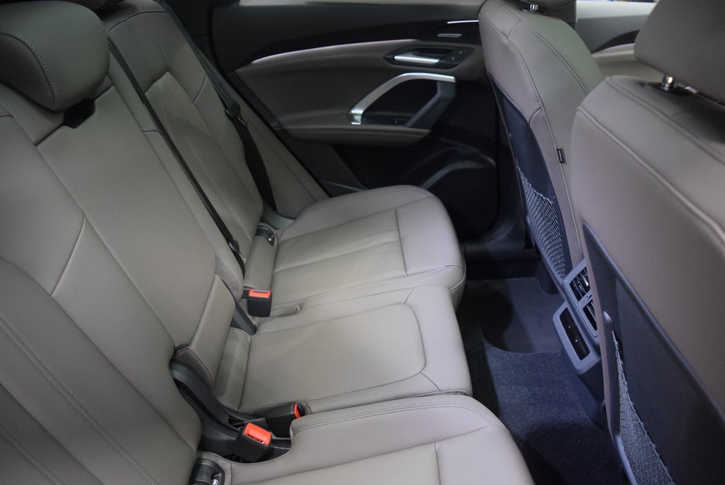 New 2025 Audi Q5 Premium Plus w/ Premium Plus image 6
