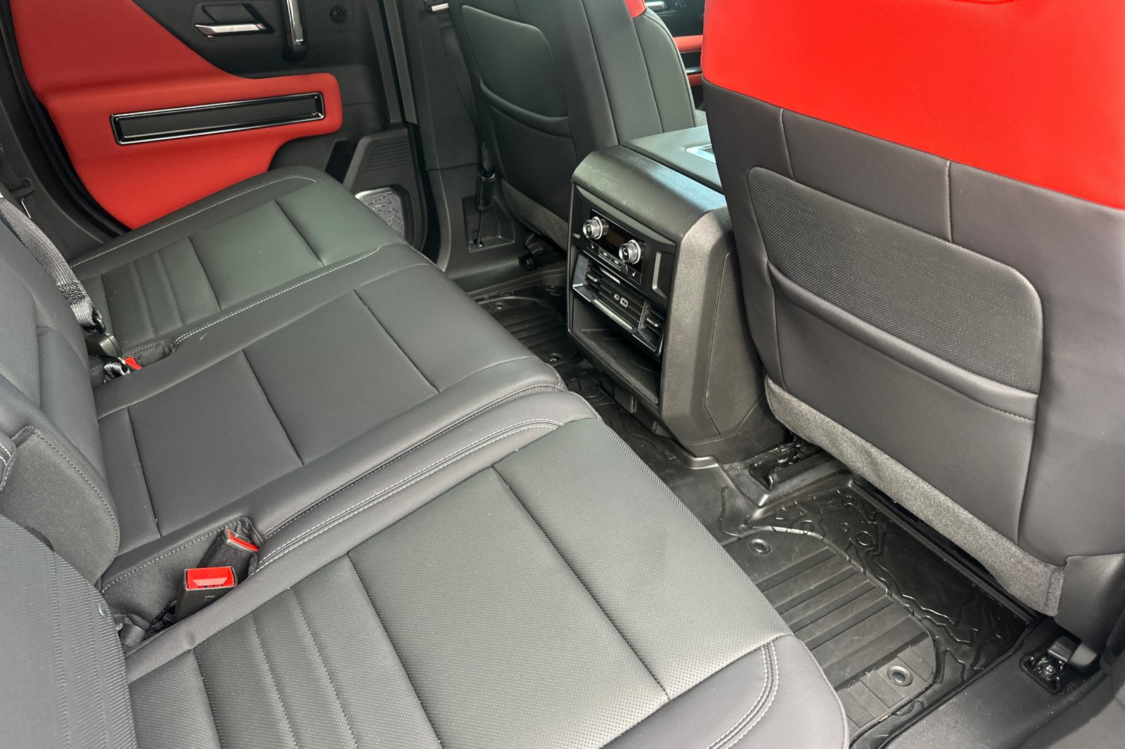 Used 2026 GMC Hummer EV 3X w/ Carbon Fiber Edition Package AWD/4WD image 17