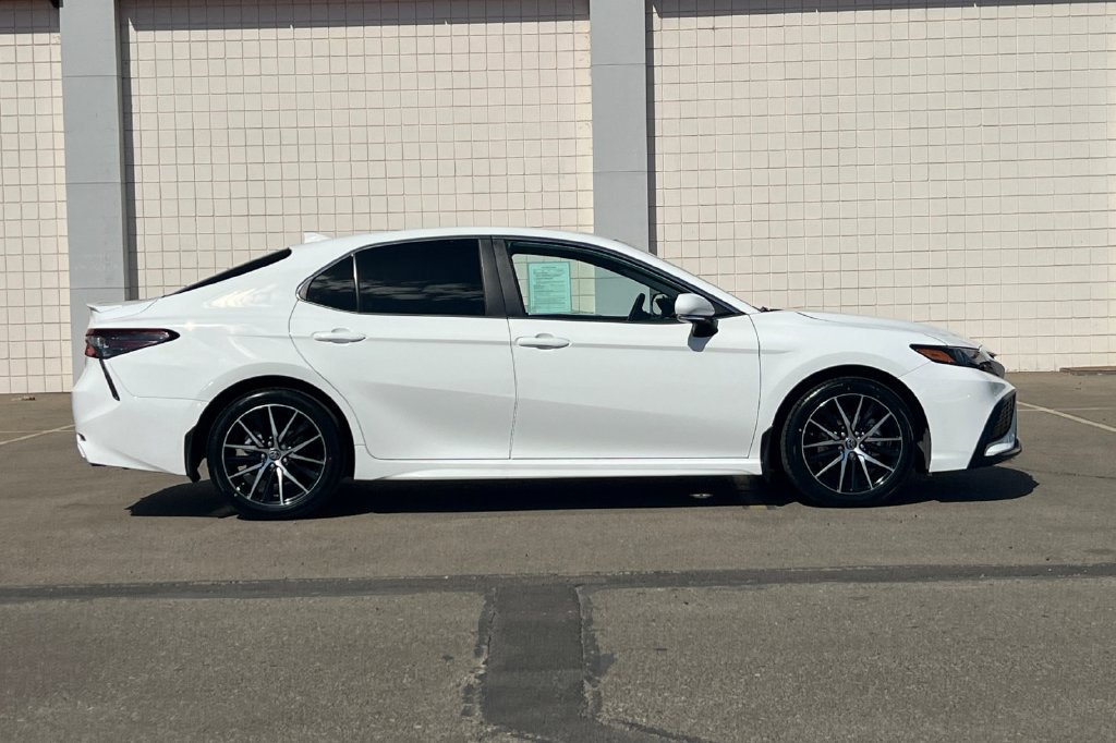Certified 2024 Toyota Camry SE w/ Convenience Package FWD image 3