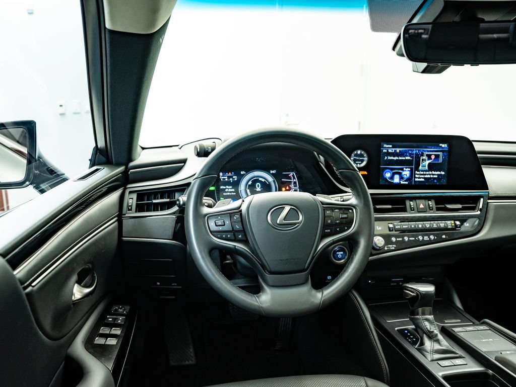 Used 2022 Lexus ES 300h w/ Accessory Package 2 FWD image 30