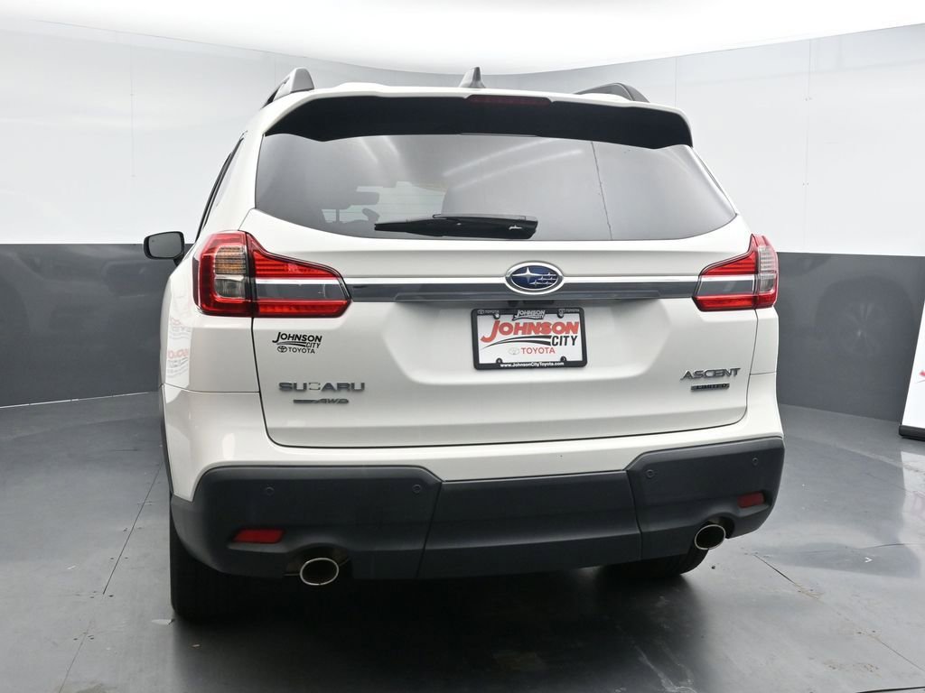 Used 2022 Subaru Ascent Limited w/ Technology Package image 7