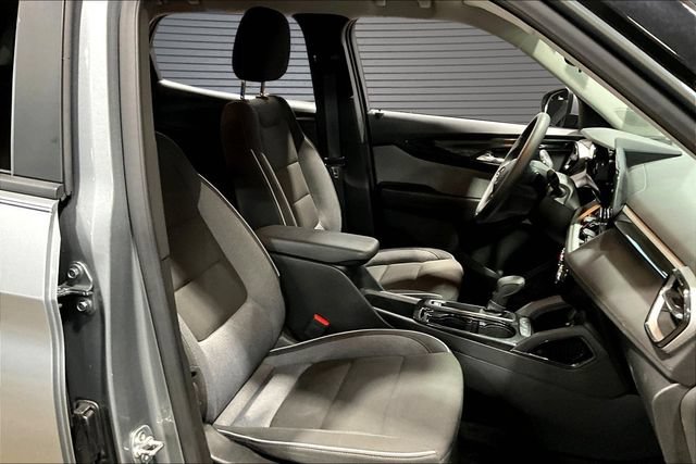 Certified 2024 Chevrolet TrailBlazer LT w/ Driver Confidence Package FWD image 26