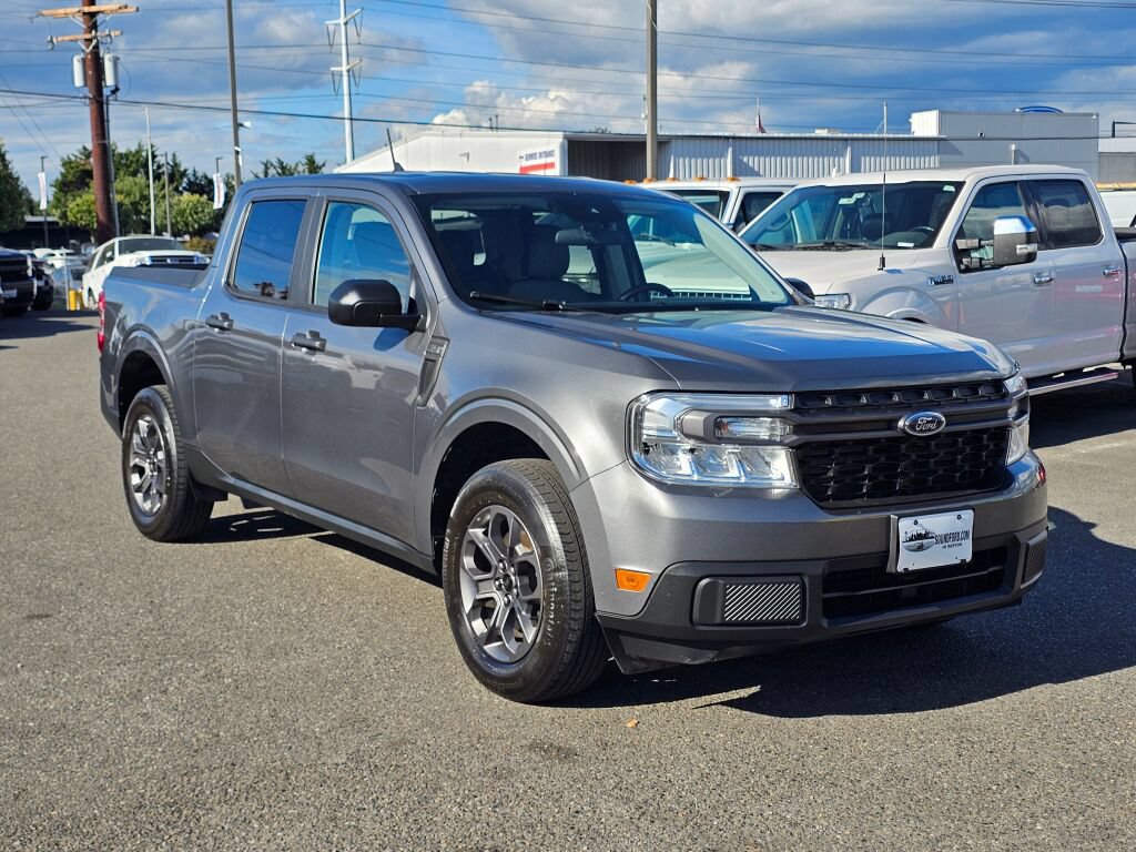 Used 2024 Ford Maverick XLT FWD image 3