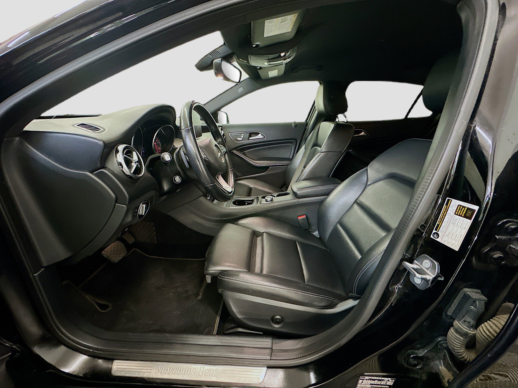 Used 2019 Mercedes-Benz GLA 250 4MATIC image 13