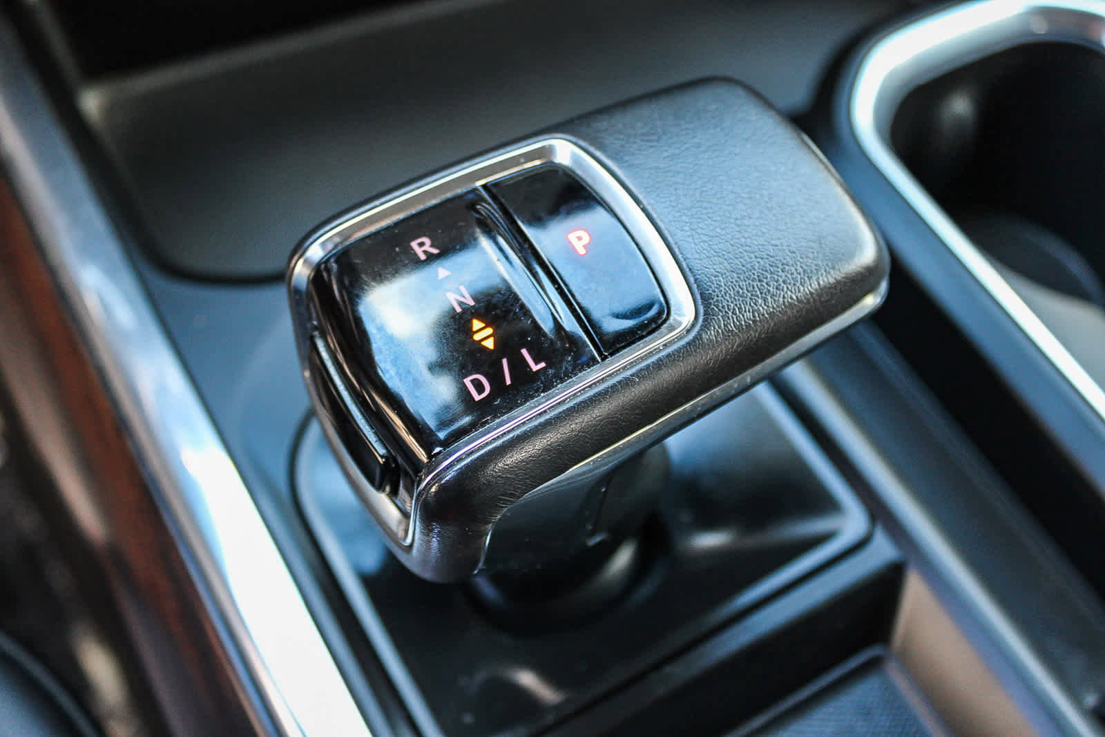 Used 2022 GMC Sierra 1500 SLT w/ SLT Premium Package image 18