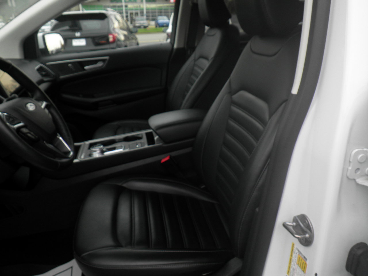 Certified 2024 Ford Edge SEL w/ Convenience Package image 13