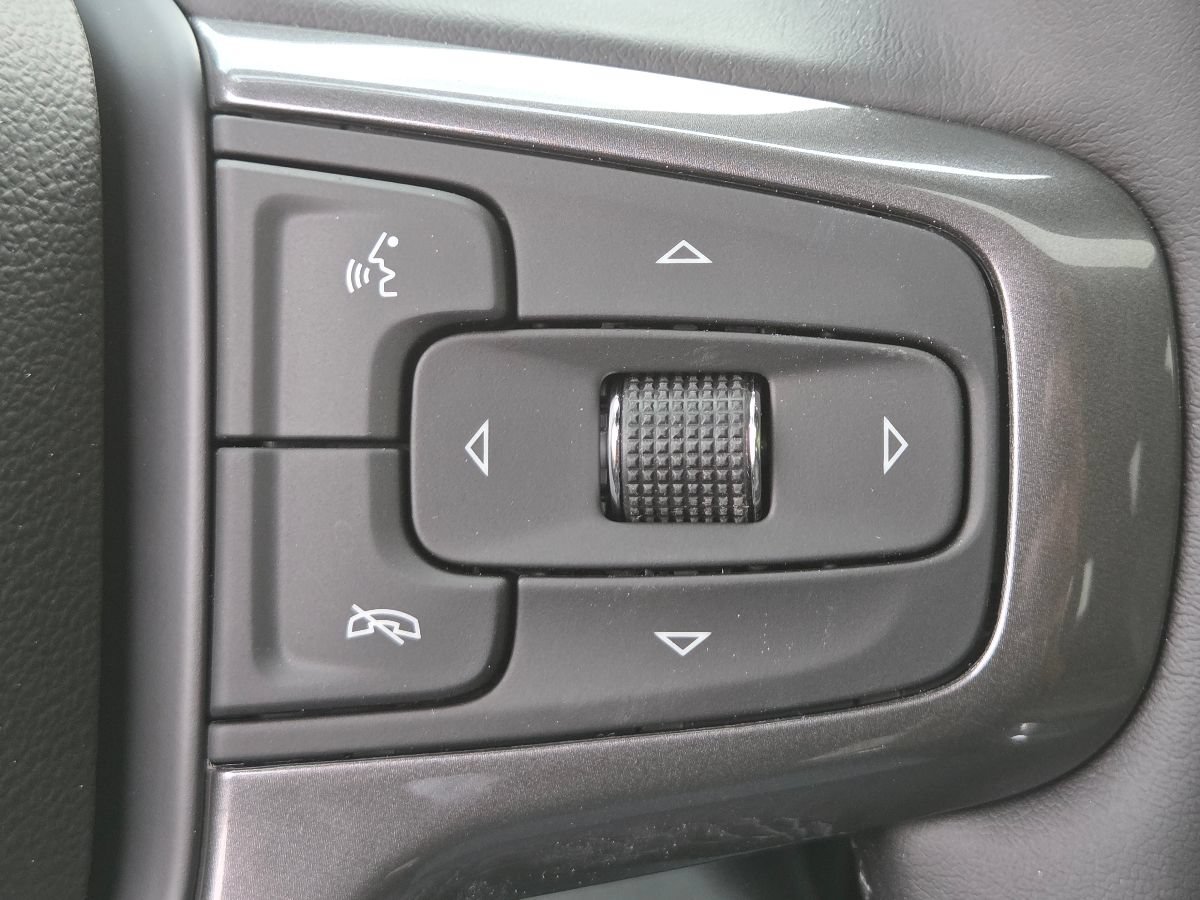 New 2026 Chevrolet Silverado 1500 High Country AWD/4WD image 31