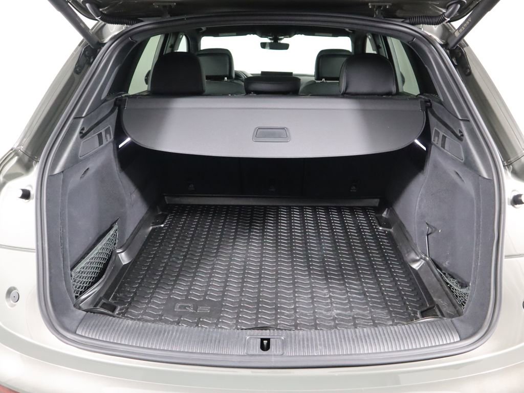 Used 2023 Audi Q5 2.0T Prestige image 29