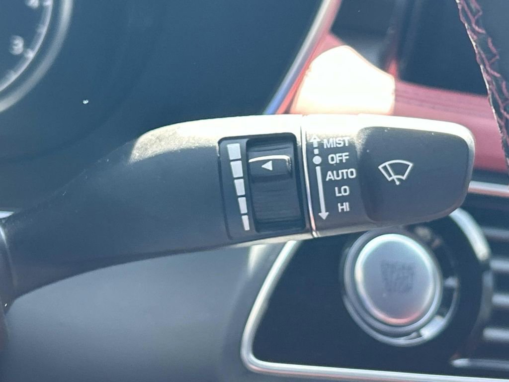 Used 2023 Genesis G70 2.0T w/ Sport Prestige Package image 33