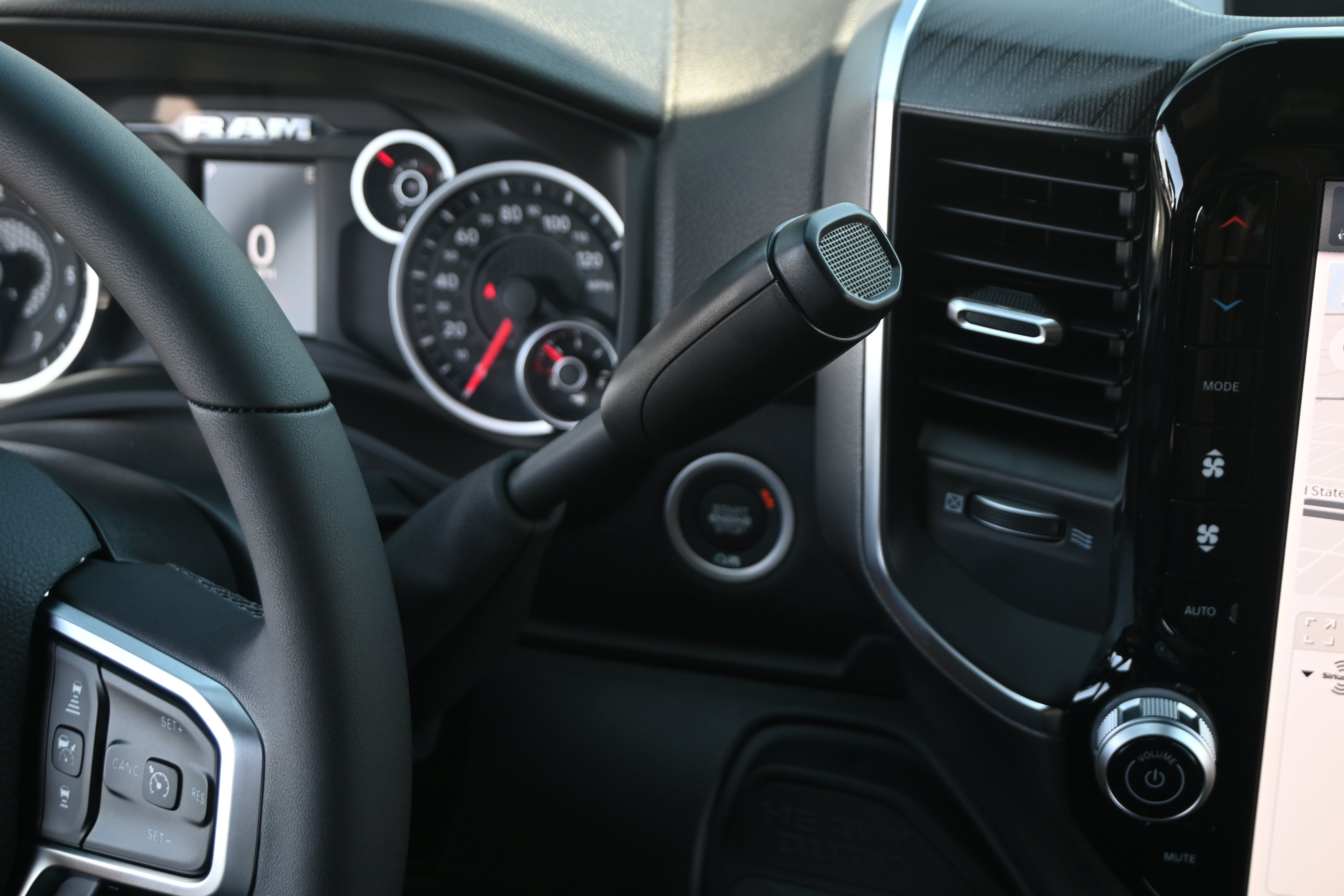 New 2026 RAM 2500 Big Horn AWD/4WD image 27